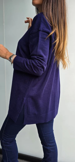 Sweater de bremer con espiga central y tajos laterales - tienda online
