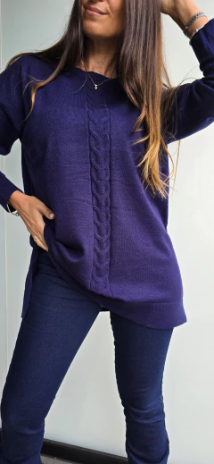 Sweater de bremer con espiga central y tajos laterales - tienda online