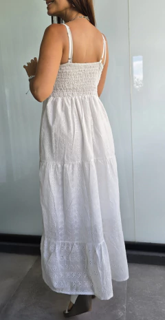 Vestido solero de broderie con bretel regulable, espalda elastizada - She Indumentaria | Ropa de Mujer