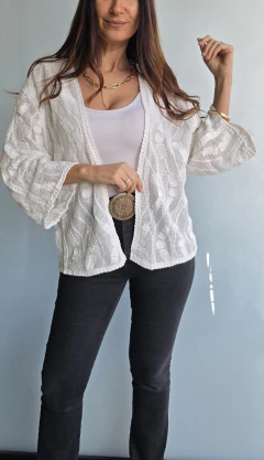 Saco de crochet con detalles bordados - She Indumentaria