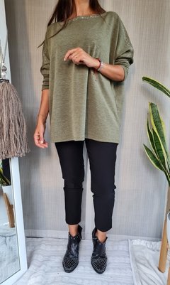 Imagen de Remeron/ Sweater de lanilla con tachitas