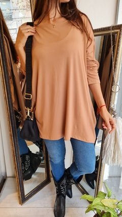 Imagen de Remeron de modal viscosa oversize manga larga 5VON2