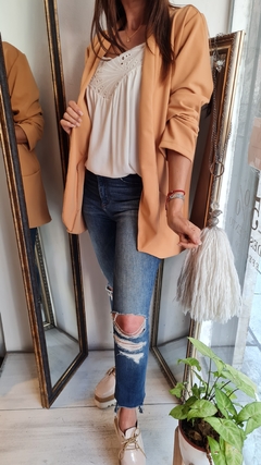 Blazer de crepe con spandex y bolsillos por talles - tienda online