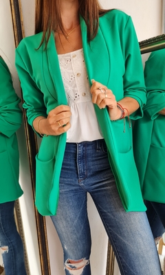 Blazer de crepe con spandex y bolsillos por talles - comprar online