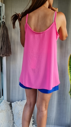 Musculosa de crepe