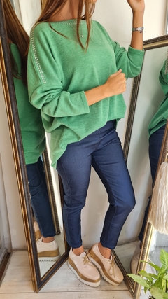 Remeron/ Sweater de lanilla con tachitas en internet