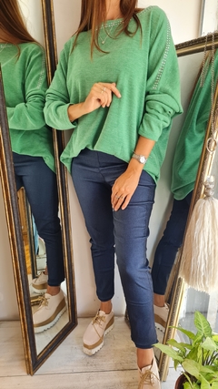 Remeron/ Sweater de lanilla con tachitas