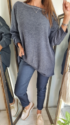 Remeron/ Sweater de lanilla con tachitas - comprar online