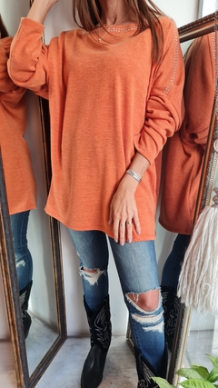 Remeron/ Sweater de lanilla con tachitas en internet