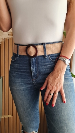 Cinturón simil yute hebilla circular