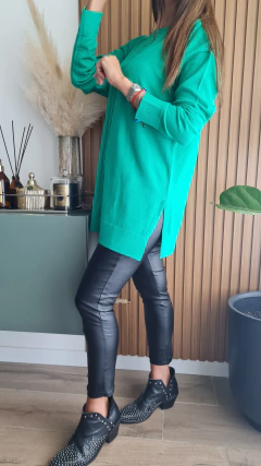 Sweater de bremer con espiga central y tajos laterales - comprar online