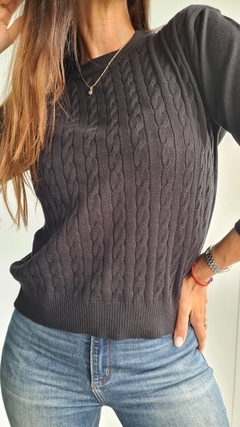 Imagen de Sweater de bremer trenzado al frente corto