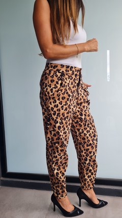 Pantalon de bengalina elastizado tipo slouchy