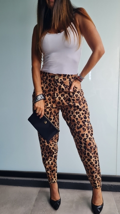 Pantalon de bengalina elastizado tipo slouchy