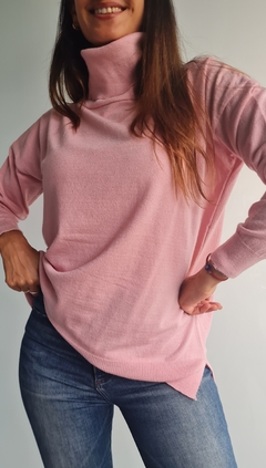 Polera de bremer con tajos laterales y mas larga atrás - tienda online