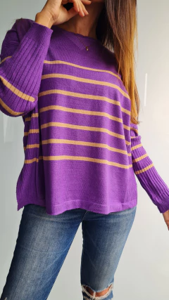 Sweater de bremer rayado cuello redondo con tajos laterales