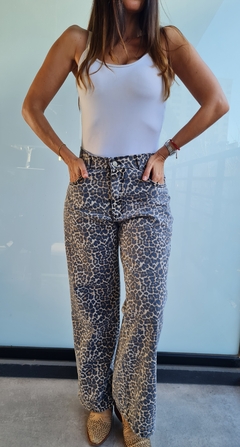 Jean wide leg animal print rigido - comprar online