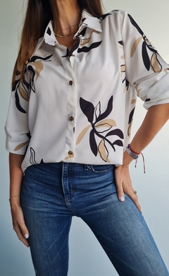Camisa de poplin estampada manga larga rebatible a 3/4 en internet
