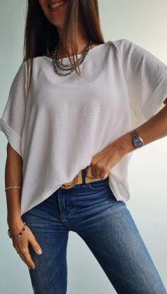 Blusa de Cey con spandex mangas cortas cuello redondo en internet