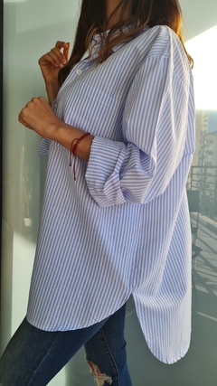 Imagen de Camisa de poplin rayada manga larga