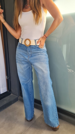 Imagen de Jean wide leg celeste rígido