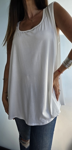 Musculosa modal viscosa oversize - She Indumentaria