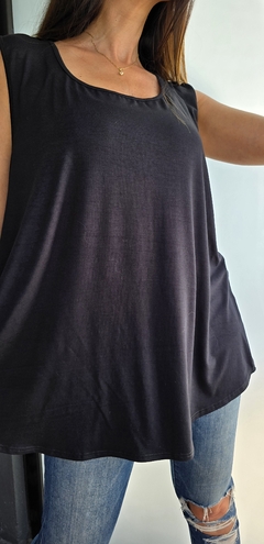 Imagen de Musculosa modal viscosa oversize