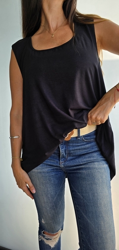 Musculosa modal viscosa oversize