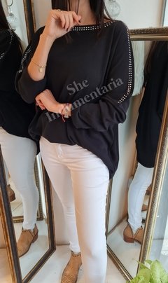 Remeron/ Sweater de lanilla con tachitas
