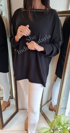 Remeron/ Sweater de lanilla con tachitas - She Indumentaria