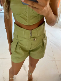 SHORT COURINO MÓRIA VERDE en internet