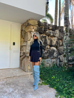 SHORT SAIA ALFAIATARIA YARA PRETO en internet