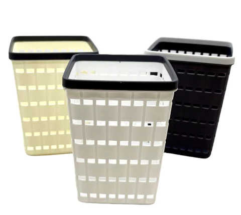 Baldecito de platico cuadrado clásic