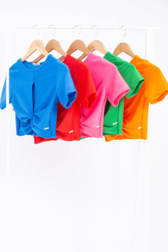 CLK REMERA VANDA NUDO (29723)