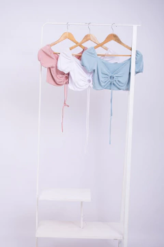 Imagen de (ELL) TOP NOLITA MODAL C/ARGOLLA Y M (29872)