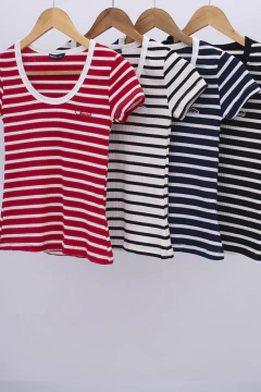 MHR REMERA BASICA AIMEE MORLEY (31628) - tienda online