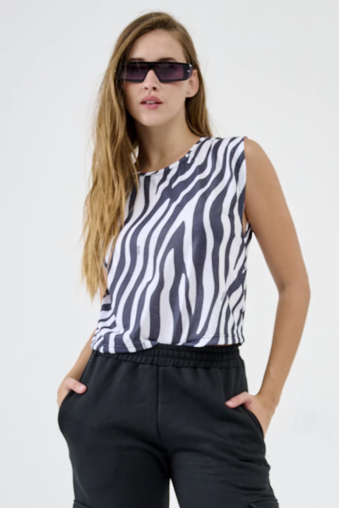 SPS REMERA ANCHA ESTAMPADA GIA (29641)