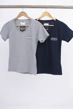 JPD REMERA VENECIA ESCOTE V C/ (32216)