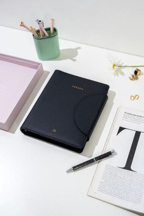 Agenda 2026 FW TIMELESS semanal con broche iman+ caja