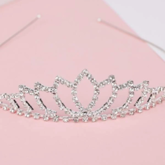 Arranjo de Cabelo Coroa para Noiva Prata com Strass - loja online