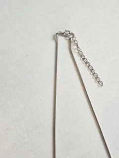 colar prateado gizeh - MIKBAH