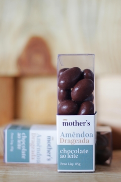DRÁGEAS DE AMENDOAS COM CHOCOLATE AO LEITE na internet