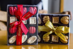 CAIXA 12 BOMBONS - MACIÇOS EMBALADOS