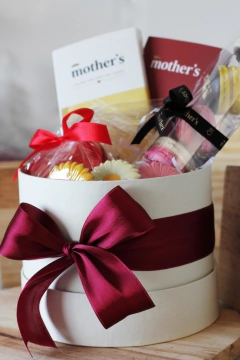 CAIXA ESPECIAL NAMORADOS REDONDA