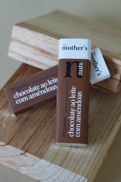 Tablete de chocolate com amêndoas - 25g