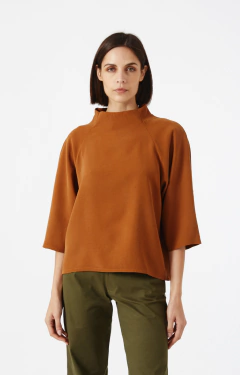BLUSA BACK SUELA - comprar online
