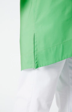 CAMISA GOOD VERDE PASTO en internet