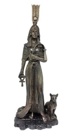 NEFERTITI