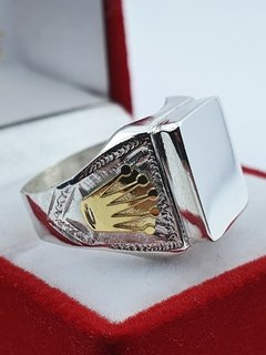 Anillo Cuadrado Sello Corona Plata y Oro - en internet