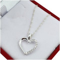Conjunto Cadena Y Dije Corazón Con Piedras Cubic - 2,8 Grs en internet